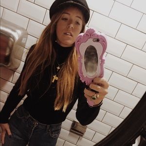 Meet your Posher, Alexandra